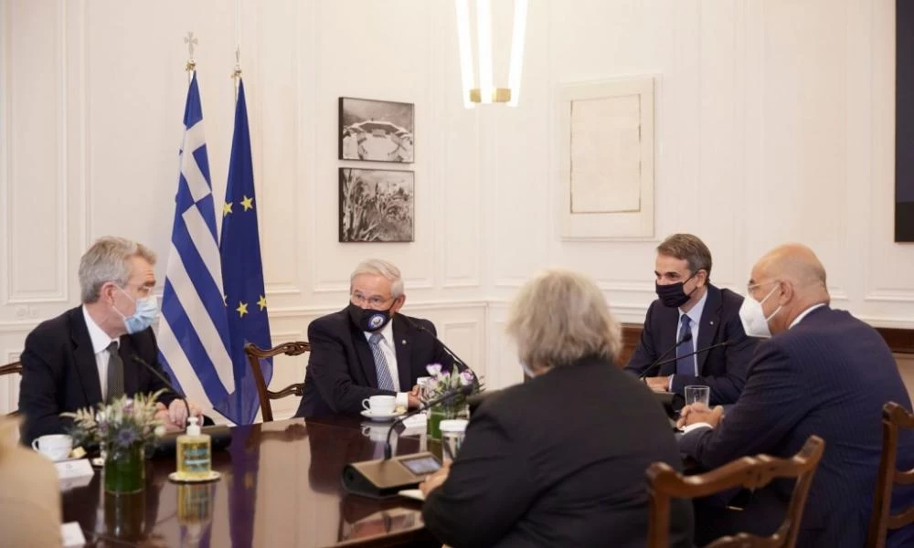 Μητσοτάκης: Συνάντηση με τους Αμερικανούς γερουσιαστές Κρίς Μέρφι και Τζον Όσοφ